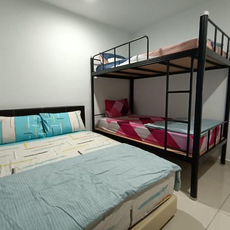 Pd Batu 9 Cocobay Apartment With Family Kampong Tanah Merah (Negeri Sembilan) Exterior foto