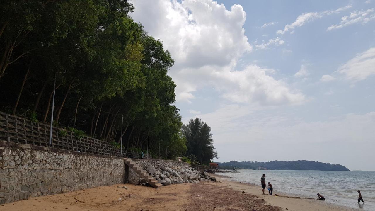 Pd Batu 9 Cocobay Apartment With Family Kampong Tanah Merah (Negeri Sembilan) Exterior foto