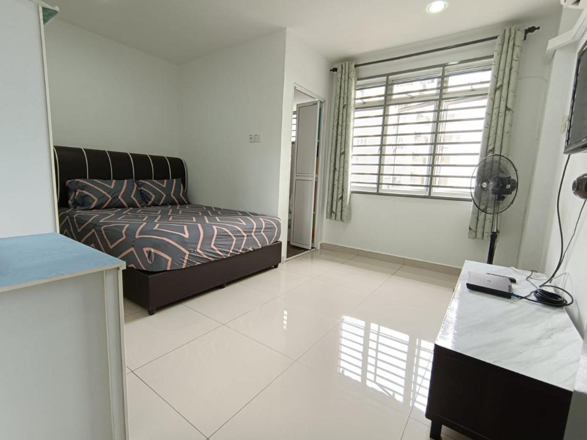 Pd Batu 9 Cocobay Apartment With Family Kampong Tanah Merah (Negeri Sembilan) Exterior foto